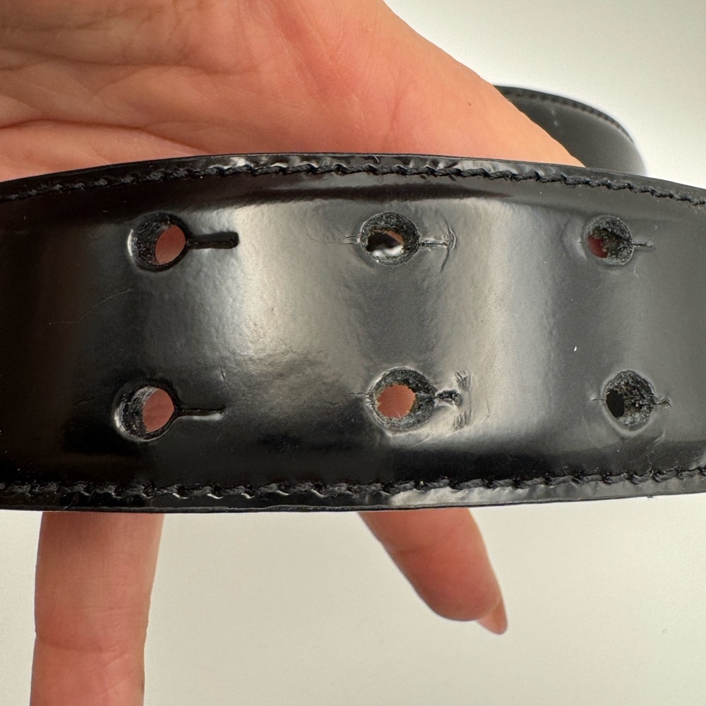 Moschino black and gold leather belt sz 85 - Picture 5 of 5